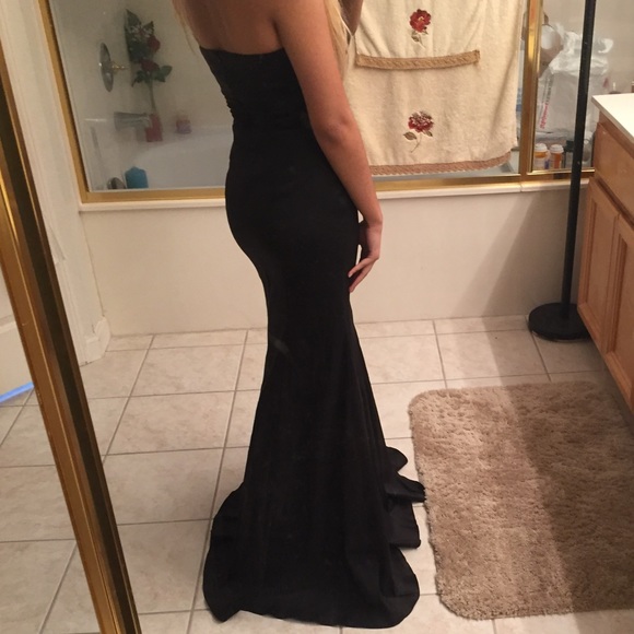 Black mermaid dress - Picture 2 of 5
